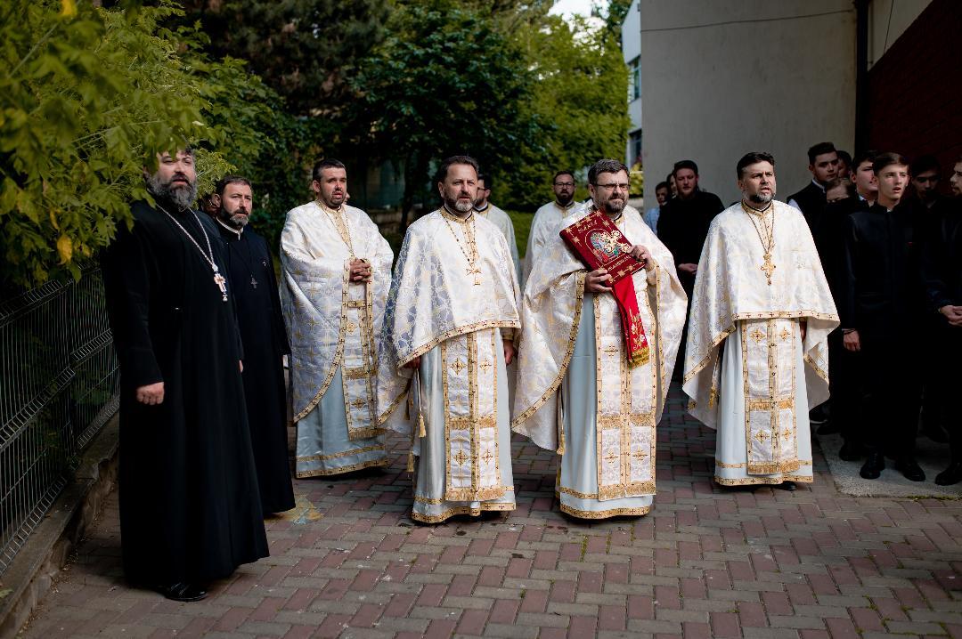 Preasfințitul Părinte Nichifor Botoșăneanul  a vizitat Seminarul Teologic din Dorohoi