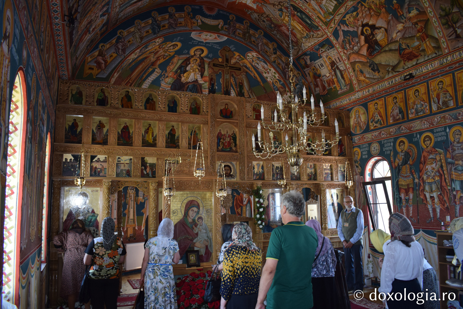 IPS Teofan a resfințit Biserica „Sfântul Nicolae și Sfântul Dimitrie” din Stănești – Lunca, Protopopiatul Botoșani