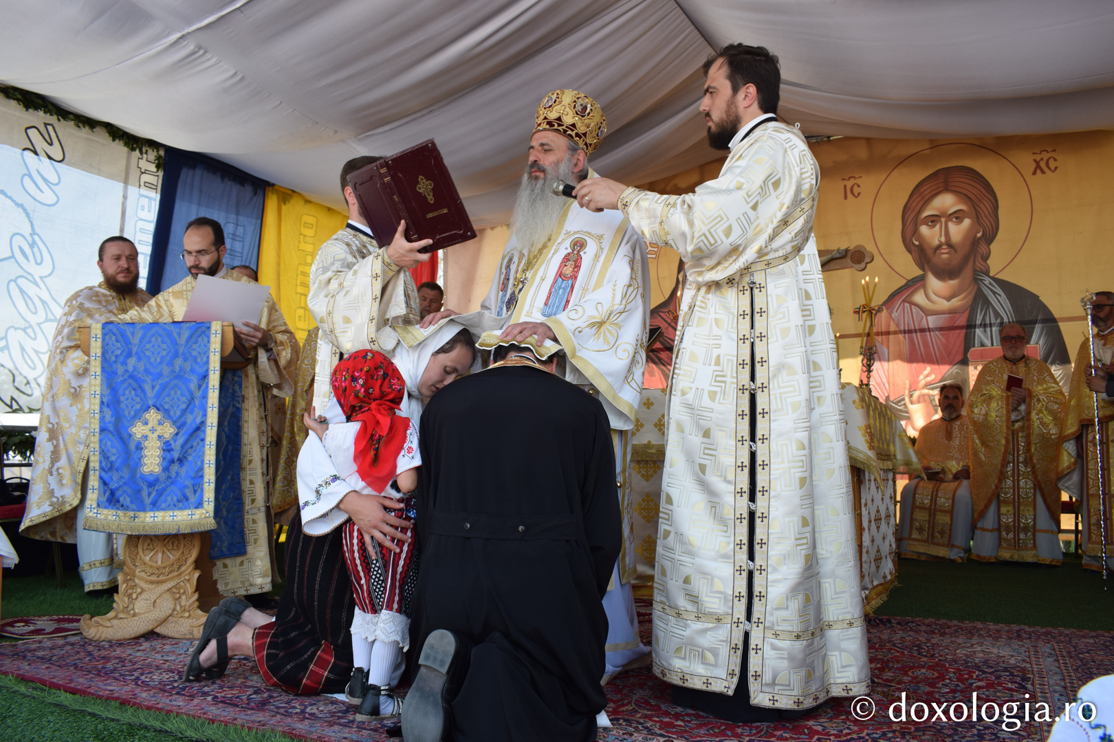 IPS Teofan a resfințit Biserica „Sfântul Nicolae și Sfântul Dimitrie” din Stănești – Lunca, Protopopiatul Botoșani