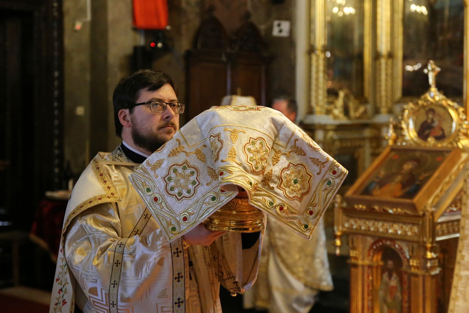 Revedere de 25 de ani de la absolvirea Facultății de Teologie Ortodoxă din Iași