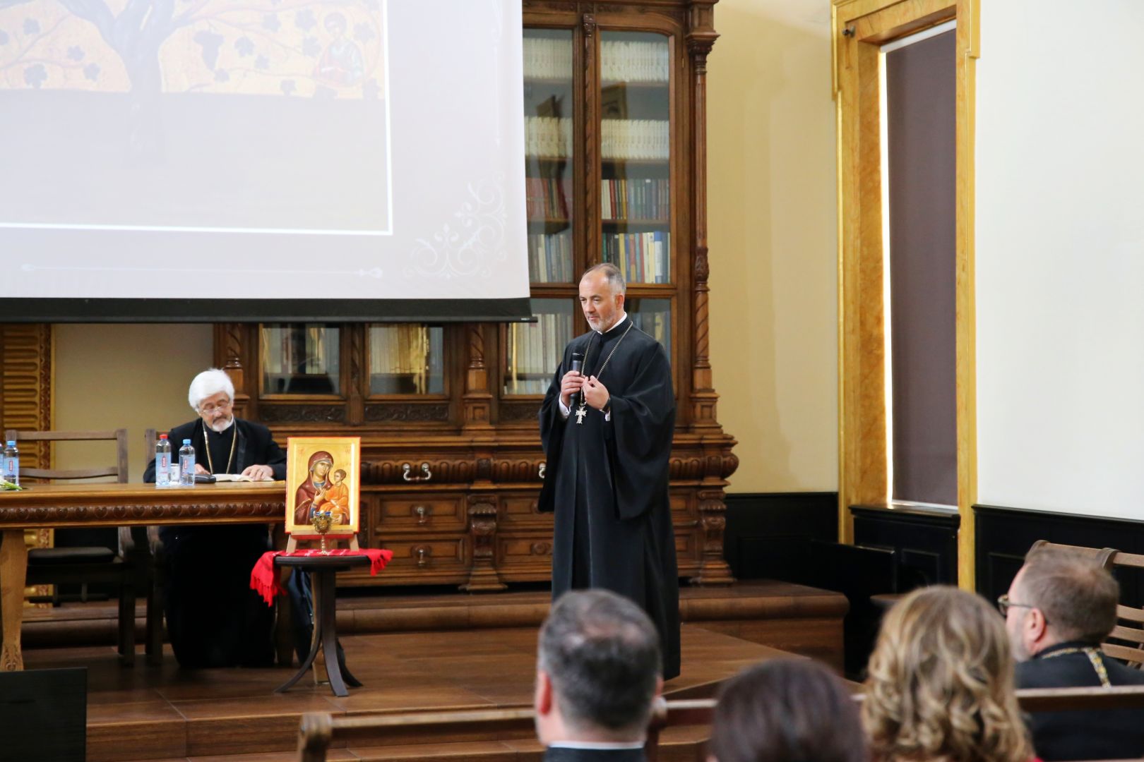 Revedere de 25 de ani de la absolvirea Facultății de Teologie Ortodoxă din Iași