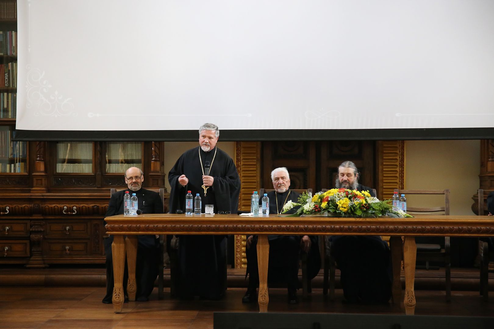 Revedere de 25 de ani de la absolvirea Facultății de Teologie Ortodoxă din Iași