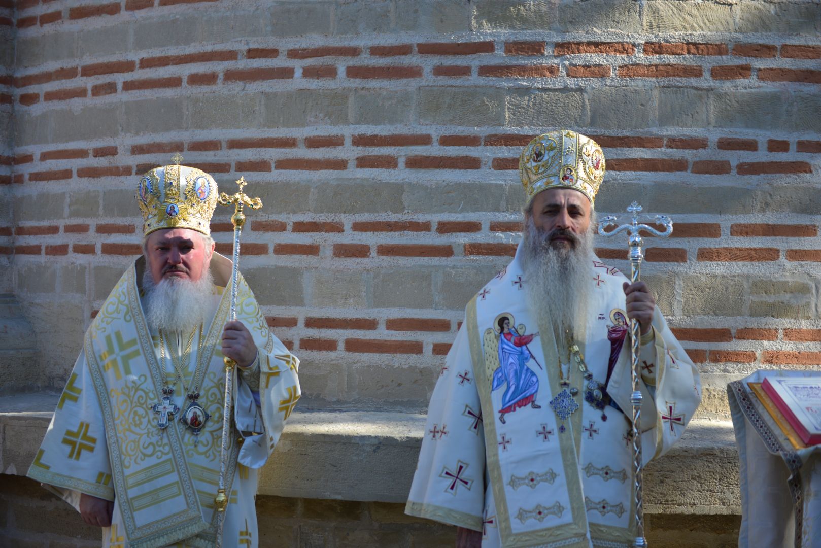 foto: Lucian Ducan Moment istoric la Iași: În Duminica Tuturor Sfinților, Biserica Bărboi a primit din nou haină luminoasă