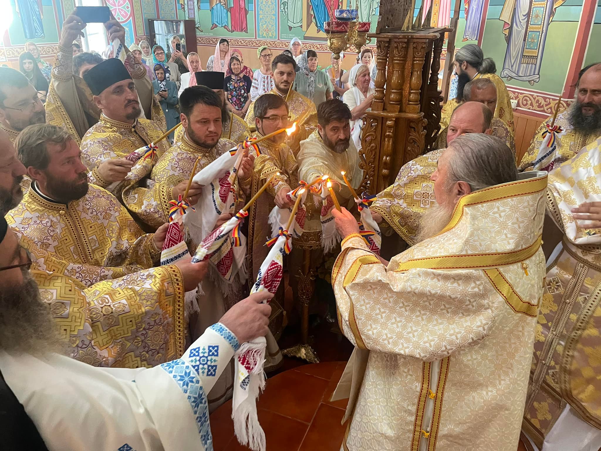 Cinci ierarhi au sfinţit Biserica „Sfântul Nicolae” – Alexandru Ioan Cuza, Protopopiatul Cahul
