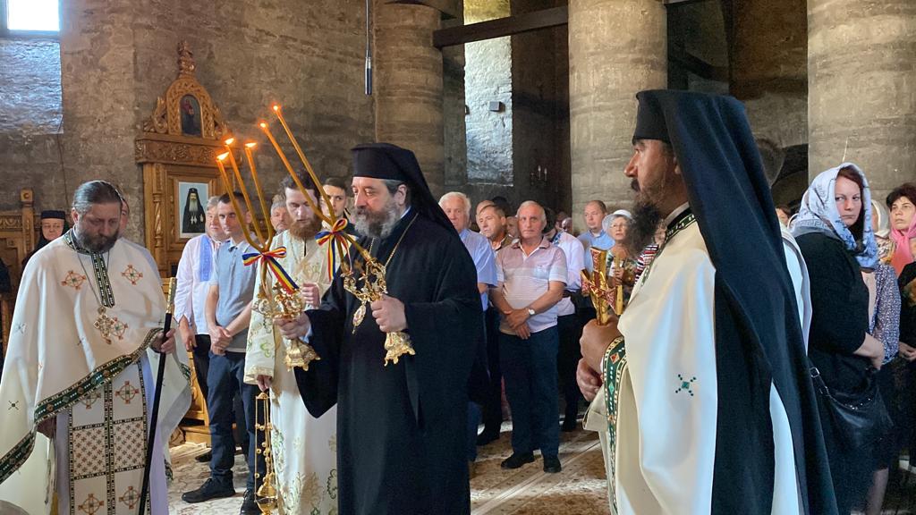 PS Nichifor Botoșăneanul, prezent la hramul Mănăstirii Galata Slujbe arhierești în Iași, de praznicul Înălțării Domnului Hristos