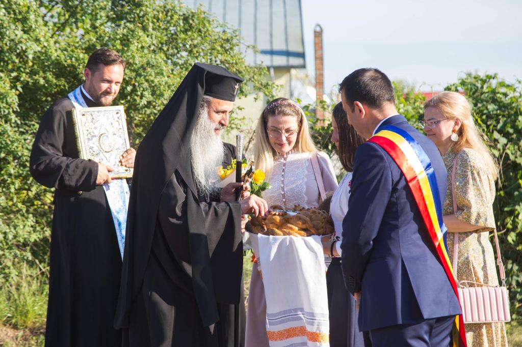 IPS Părinte Mitropolit Teofan, în vizită la noua Parohie „Buna Vestire” din Popricani-Iași