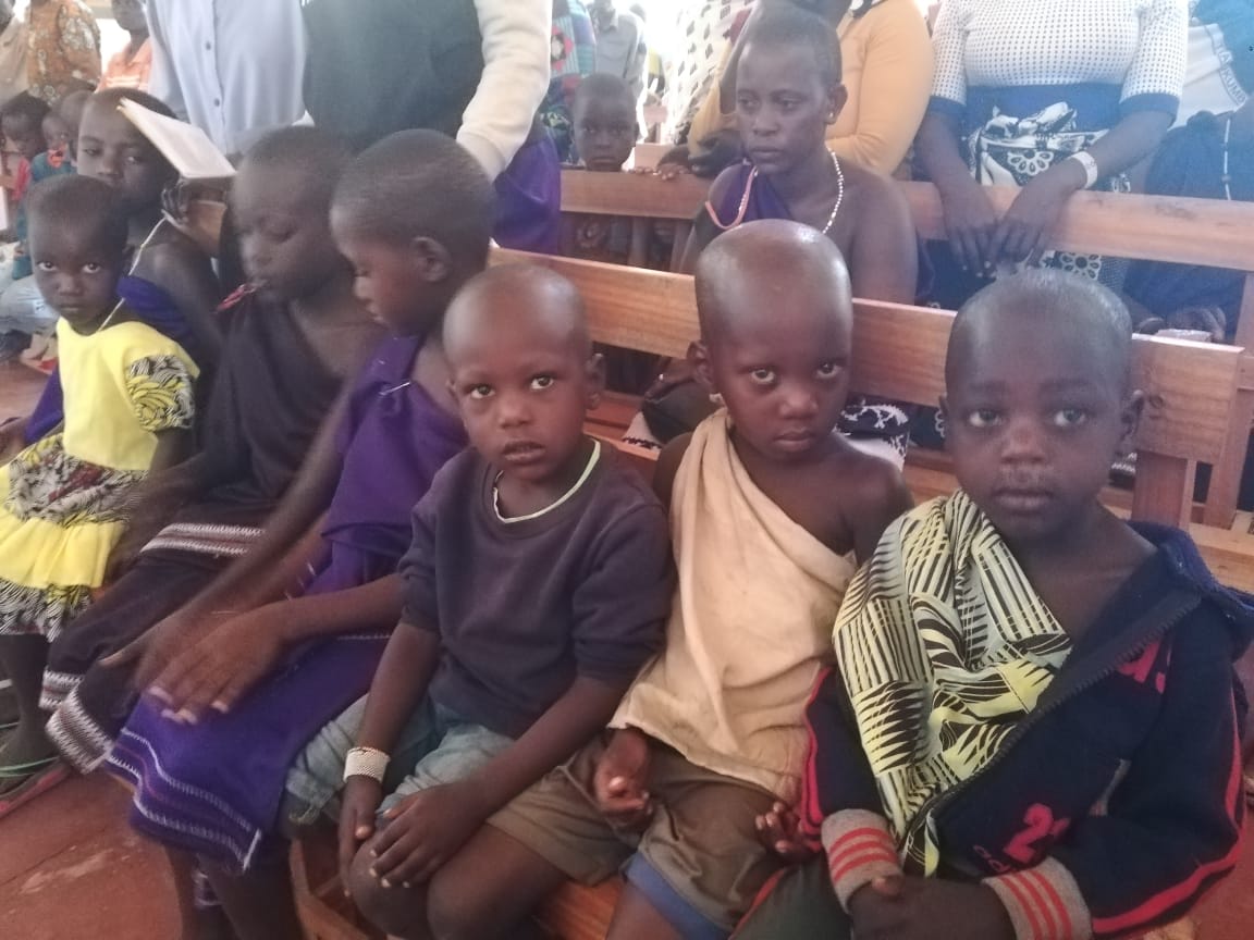 Sfinții Cosma și Damian – hram în parohia de la Mapogoro Sfinții Cosma și Damian – hram în parohia de la Mapogoro