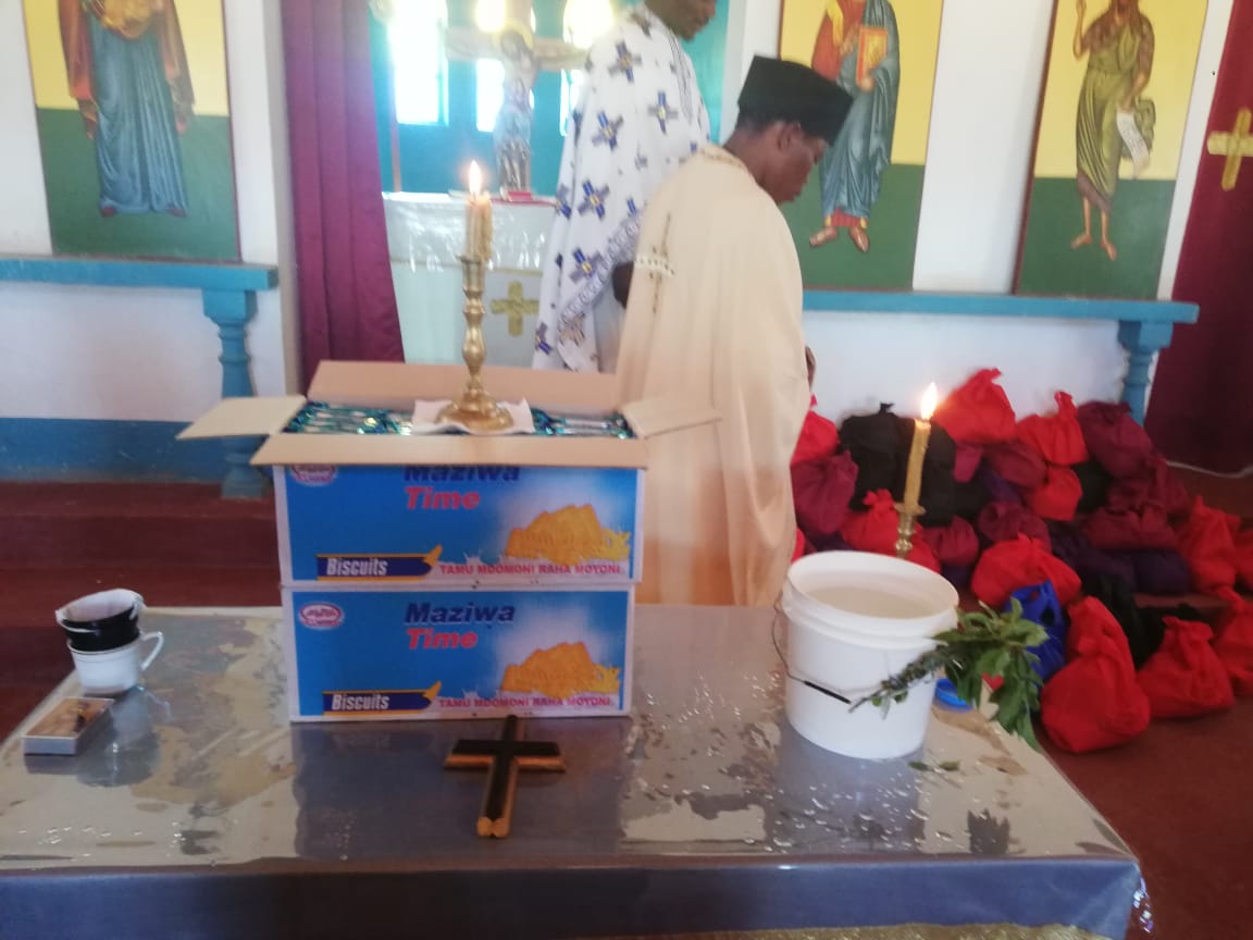 Sfinții Cosma și Damian – hram în parohia de la Mapogoro Sfinții Cosma și Damian – hram în parohia de la Mapogoro