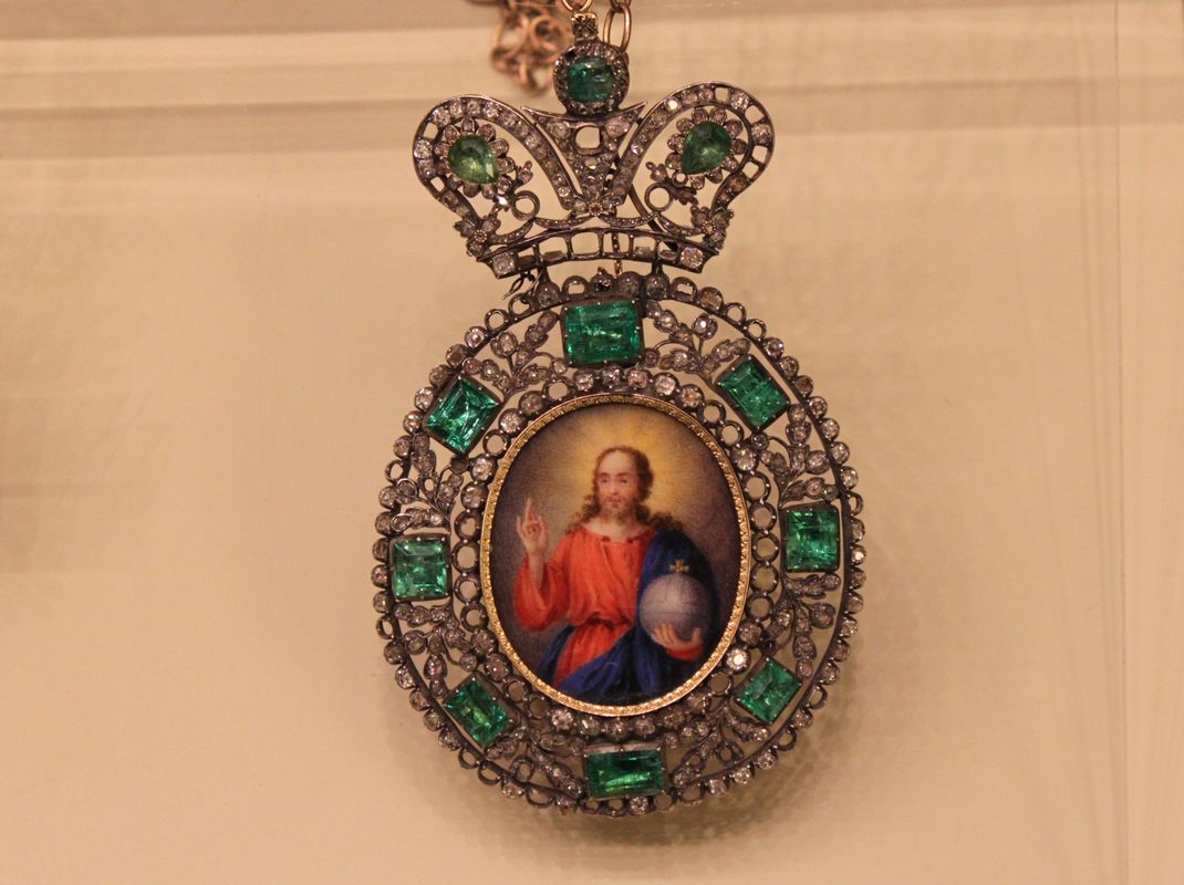 Exponatul lunii iulie 2022: Engolpionul „Iisus Hristos” al Mitropolitului Veniamin Costachi