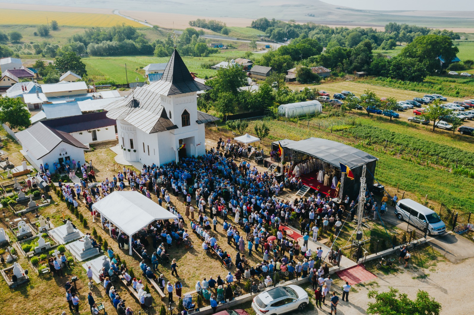 Mâna dreaptă a Sfântului Nicolae va fi adusă spre închinare la Parohia Bălușești