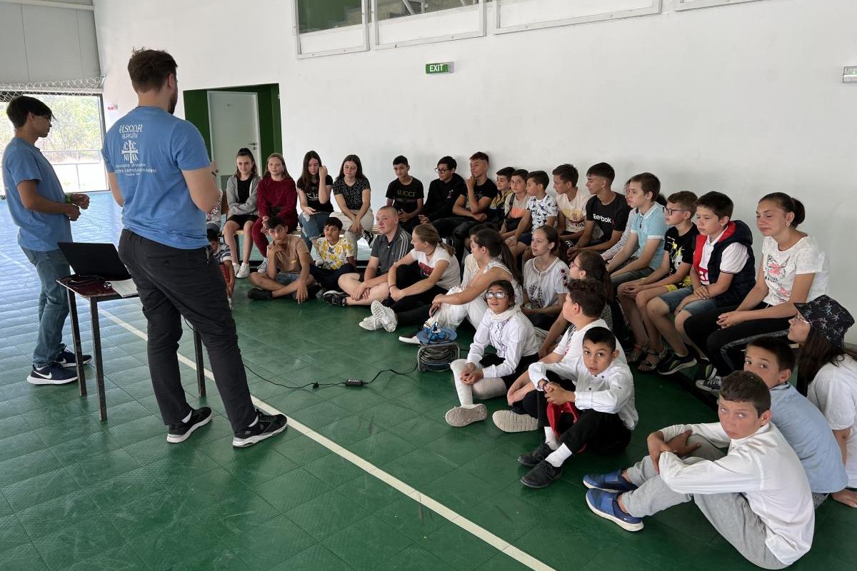 Caravana ASCOR, în parohiile comunei Valea-Seacă