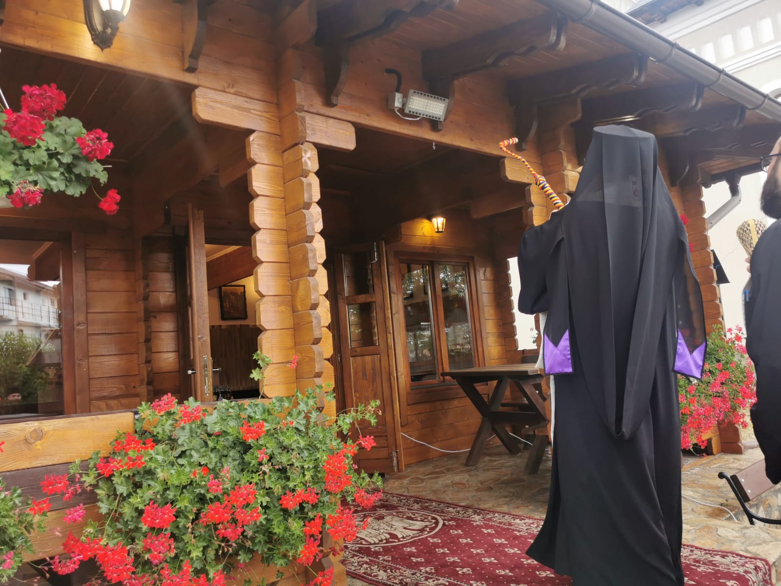 Biserica de la Breazu, în straie de sărbătoare