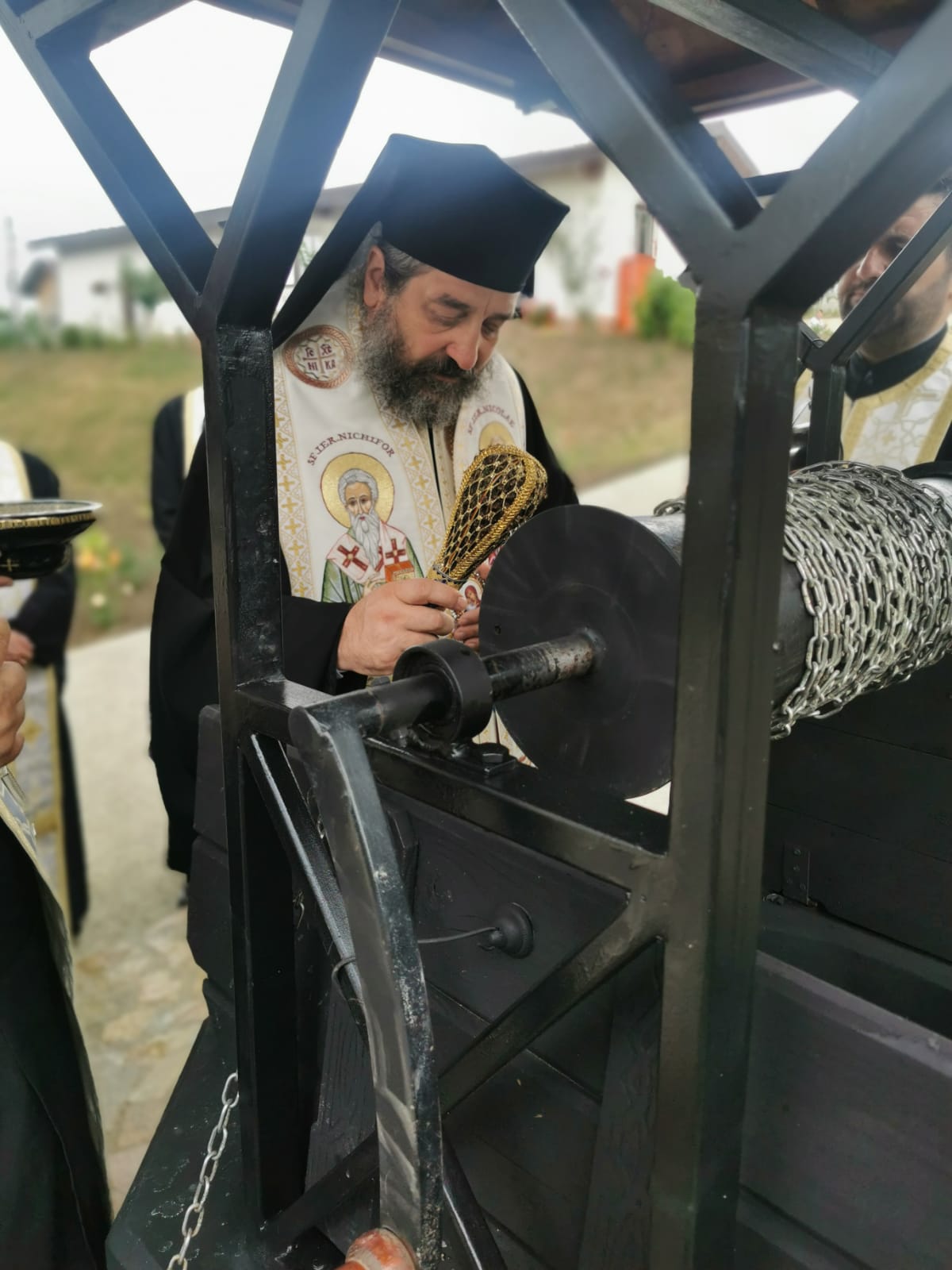 Biserica de la Breazu, în straie de sărbătoare