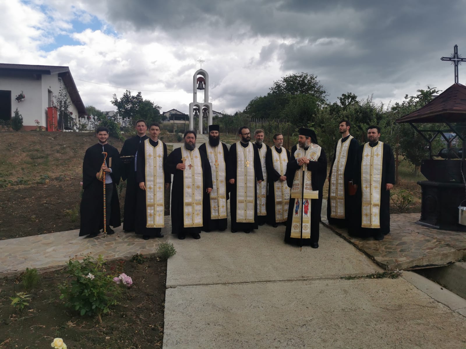 Biserica de la Breazu, în straie de sărbătoare
