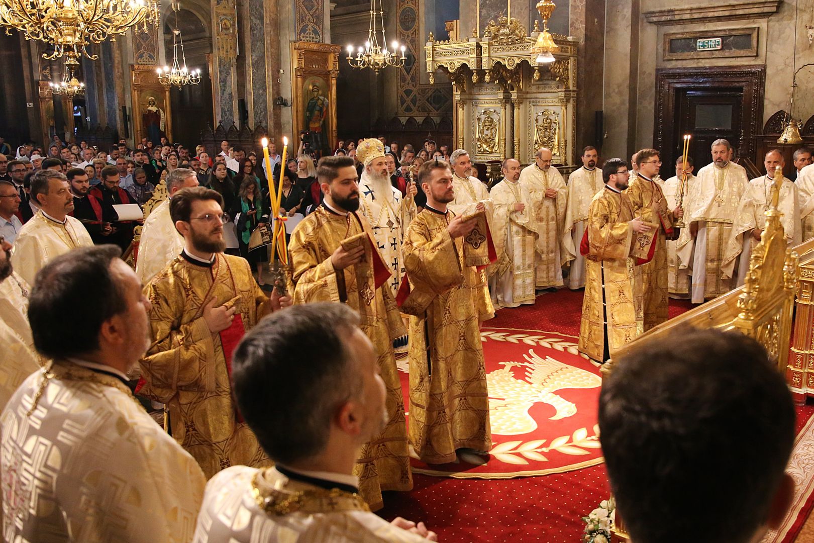 (Video) Absolvenții Facultății de Teologie din Iași au depus astăzi jurământul