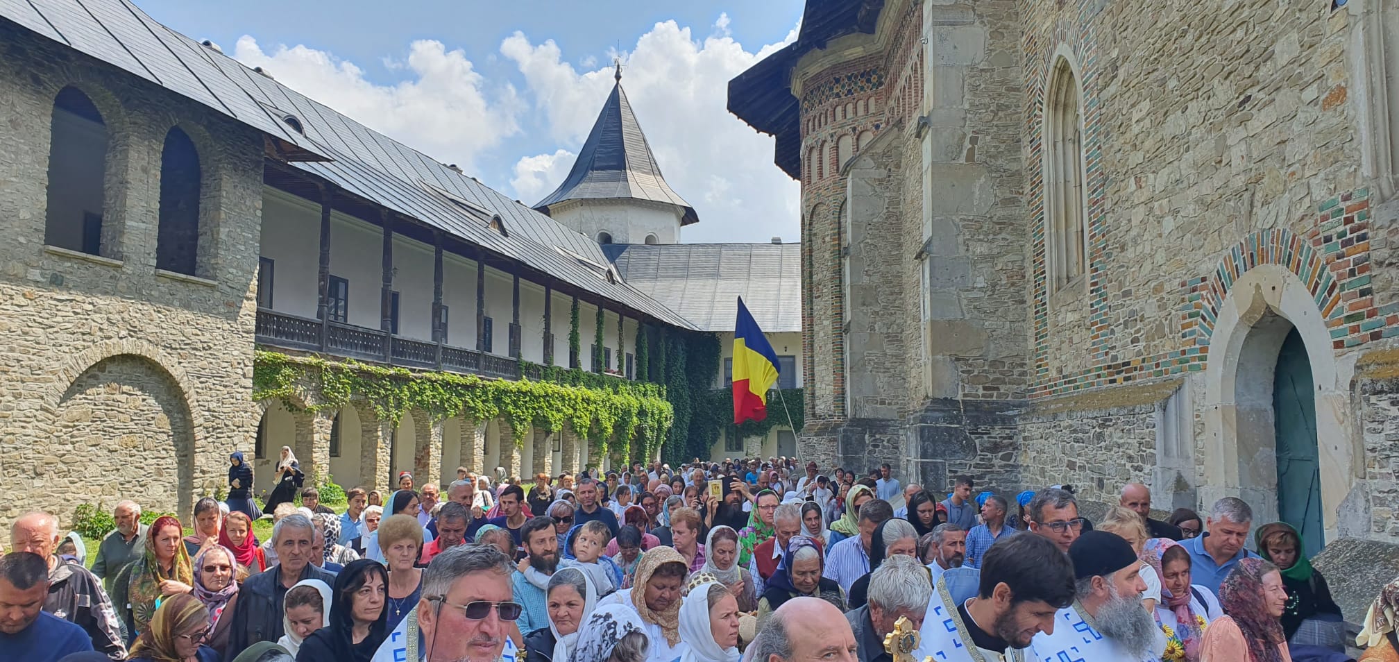 Hramul Sfintei Icoane a Maicii Domnului Îndrumătoarea de la Mănăstirea Neamț