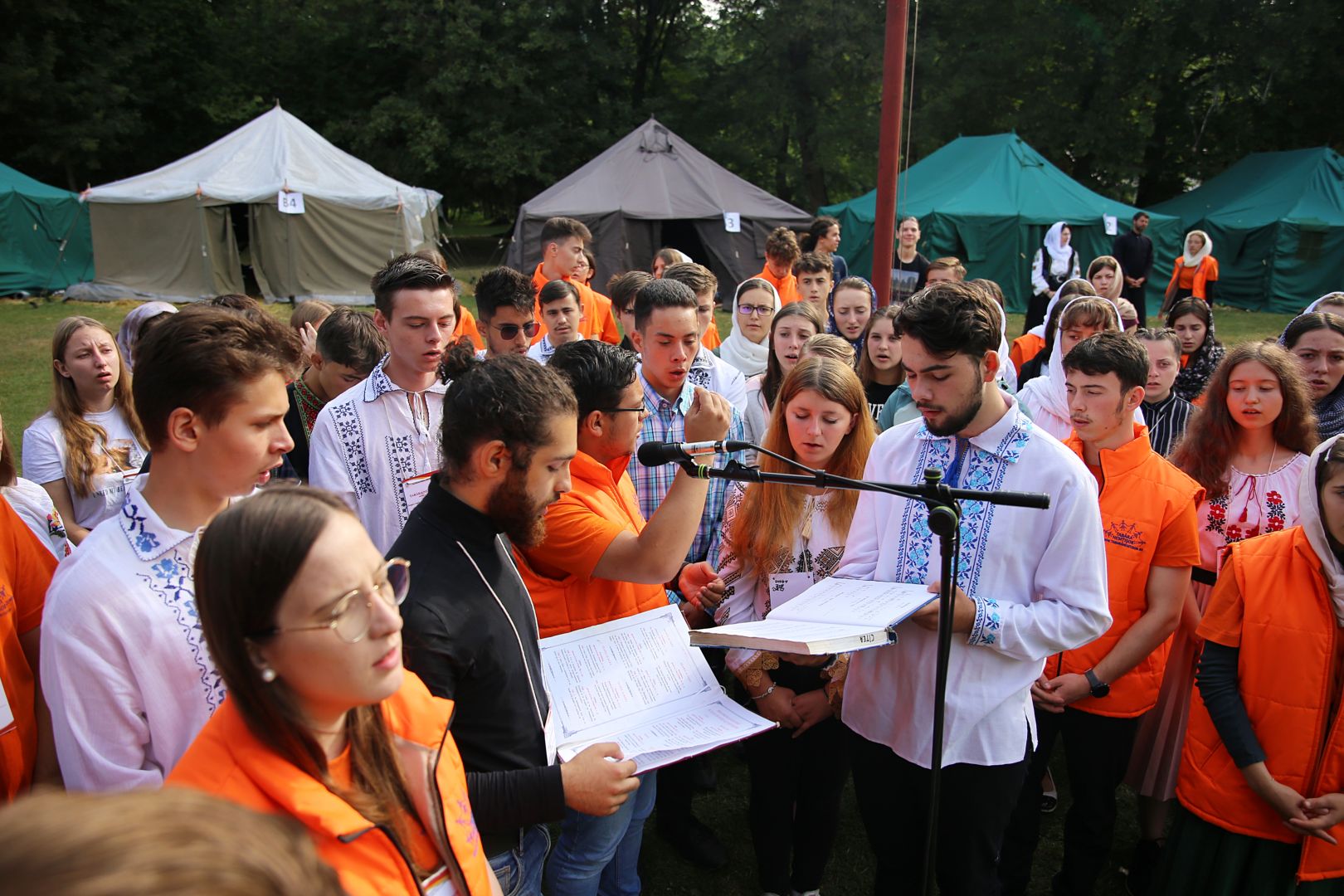 Tabăra de la Nemțișor: Ce le-a transmis în acest an IPS Mitropolit Teofan celor 500 de tineri?