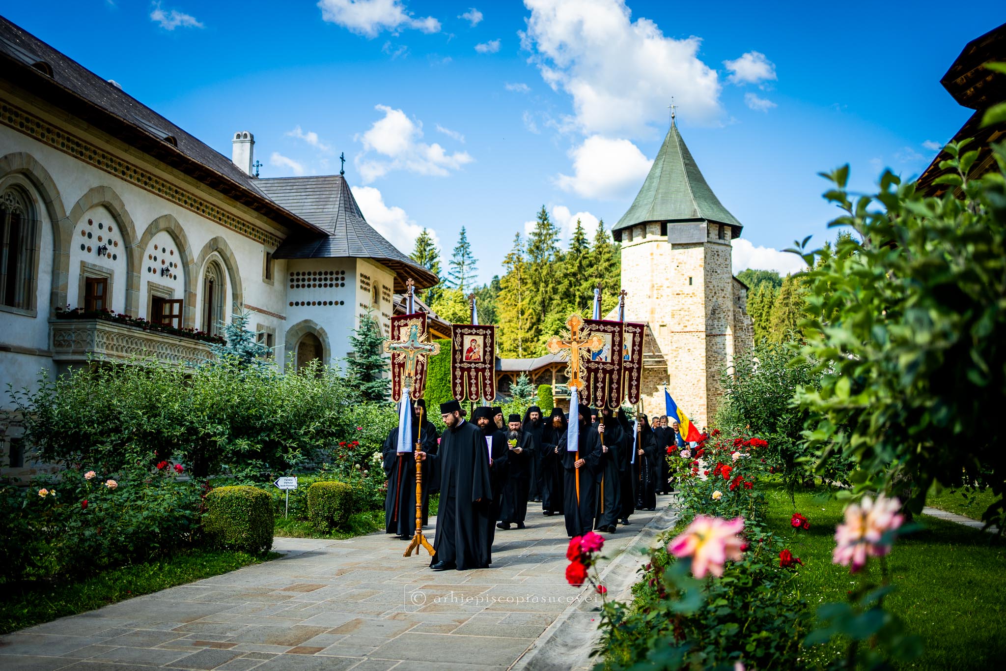 Arhimandritul Grigorie Halciuc a fost înmormântat la Mănăstirea Putna