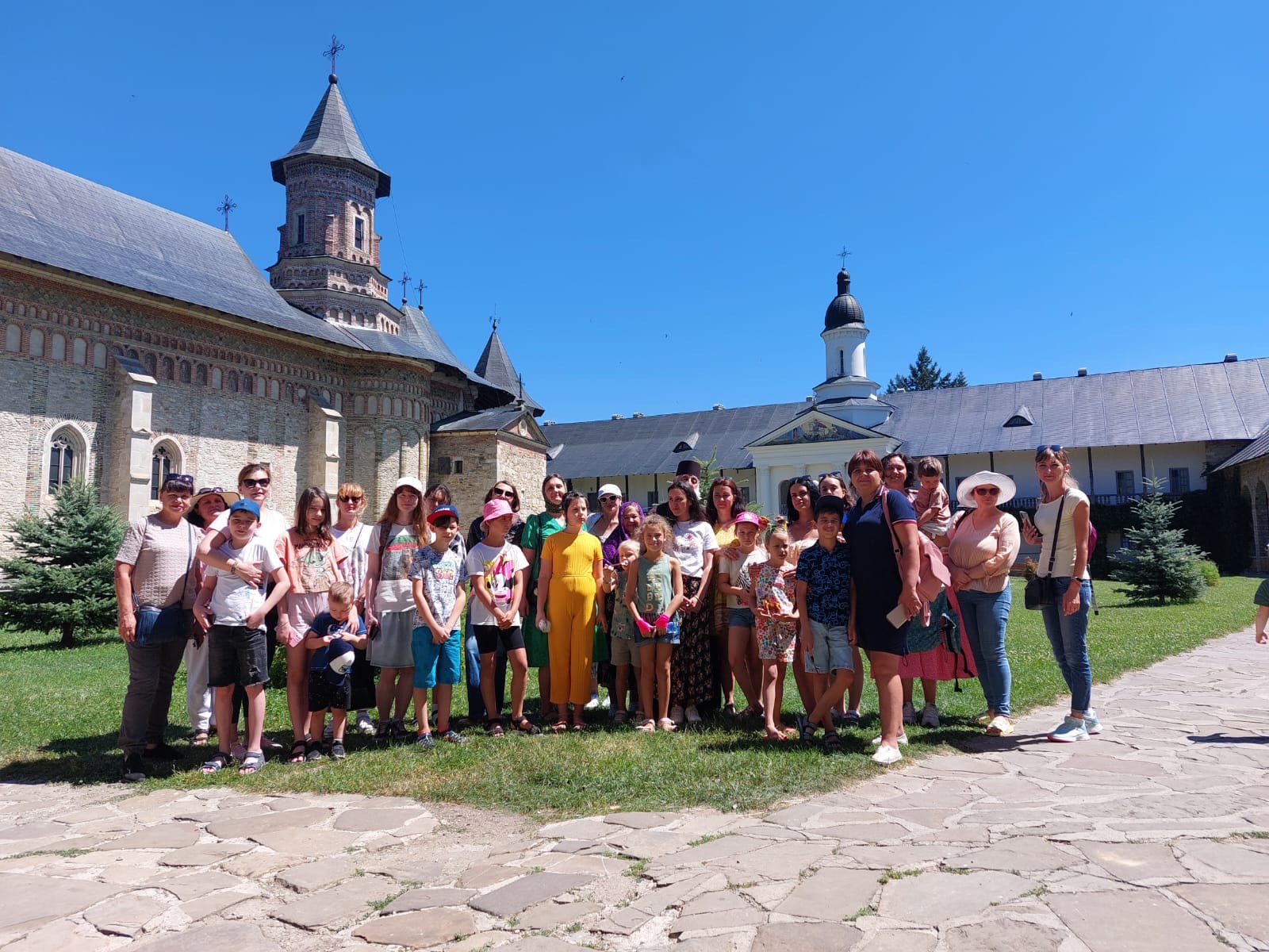 Mărturisire în pelerinajul organizat de Pro Vita Iași: „M-am simțit pentru prima dată turist în România, nu refugiat”!