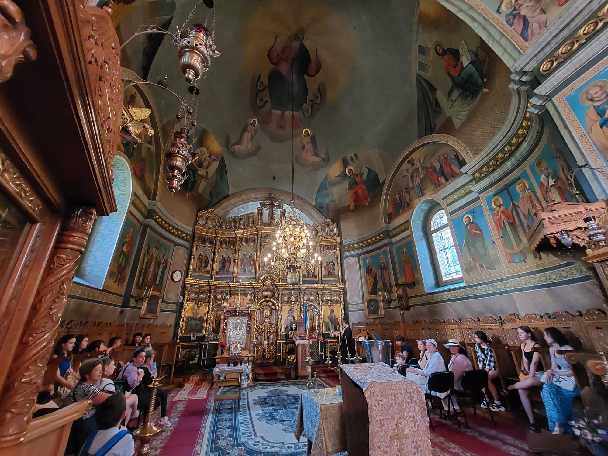 Mărturisire în pelerinajul organizat de Pro Vita Iași: „M-am simțit pentru prima dată turist în România, nu refugiat”!