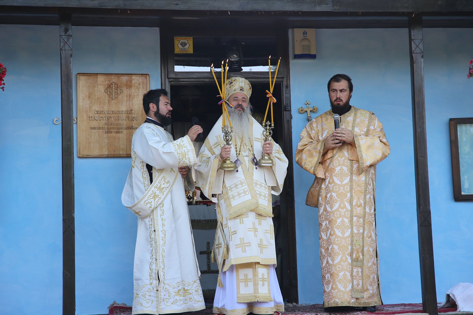 De 15 ani, Preafericitul Părinte Teoctist slujește în Împărăția Cerurilor: Doi ierarhi s-au rugat la Tocileni pentru sufletul celui de-al cincilea Patriarh al Bisericii Ortodoxe Române