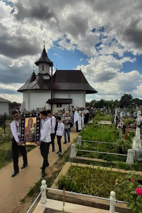 Icoana Maicii Domnului „Prodromița”, cinstită în trei parohii ale Protoieriei Sascut