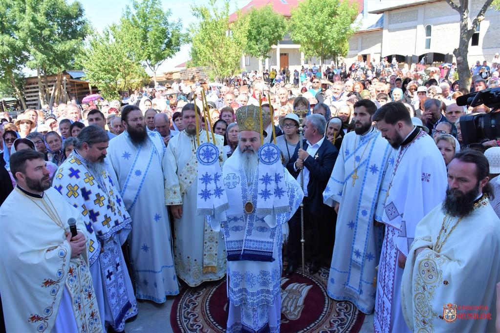 PS Ignatie: „Omul curat la suflet are o disponibilitate nemăsurată de a se dărui lui Dumnezeu. Cel acaparat de voluptate nu mai are aceeași putere lăuntrică de a se dărui Lui”