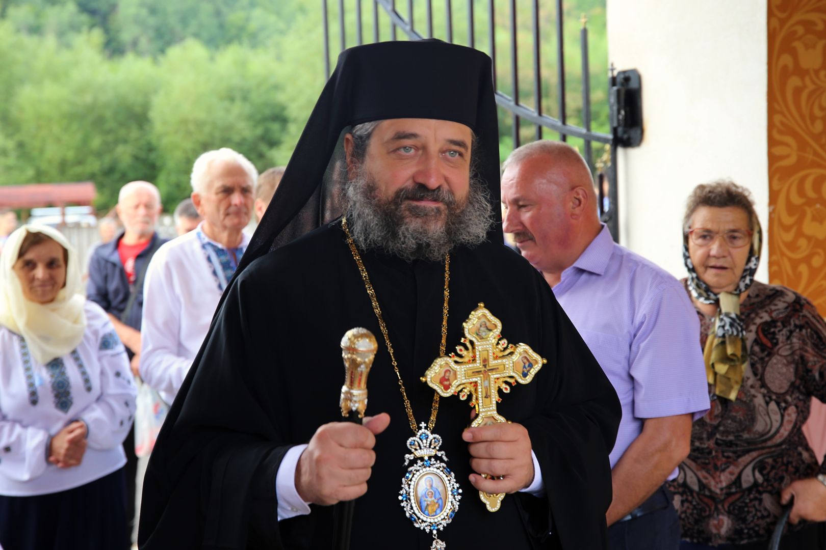 Ansamblul Parohiei „Sfinții Arhangheli” Almaș a fost binecuvântat de PS Nichifor Botoșăneanul