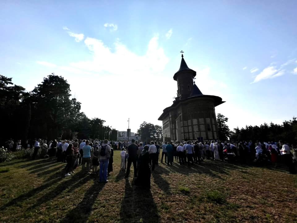 Rugăciuni pentru ploaie la Mănăstirea Popăuți