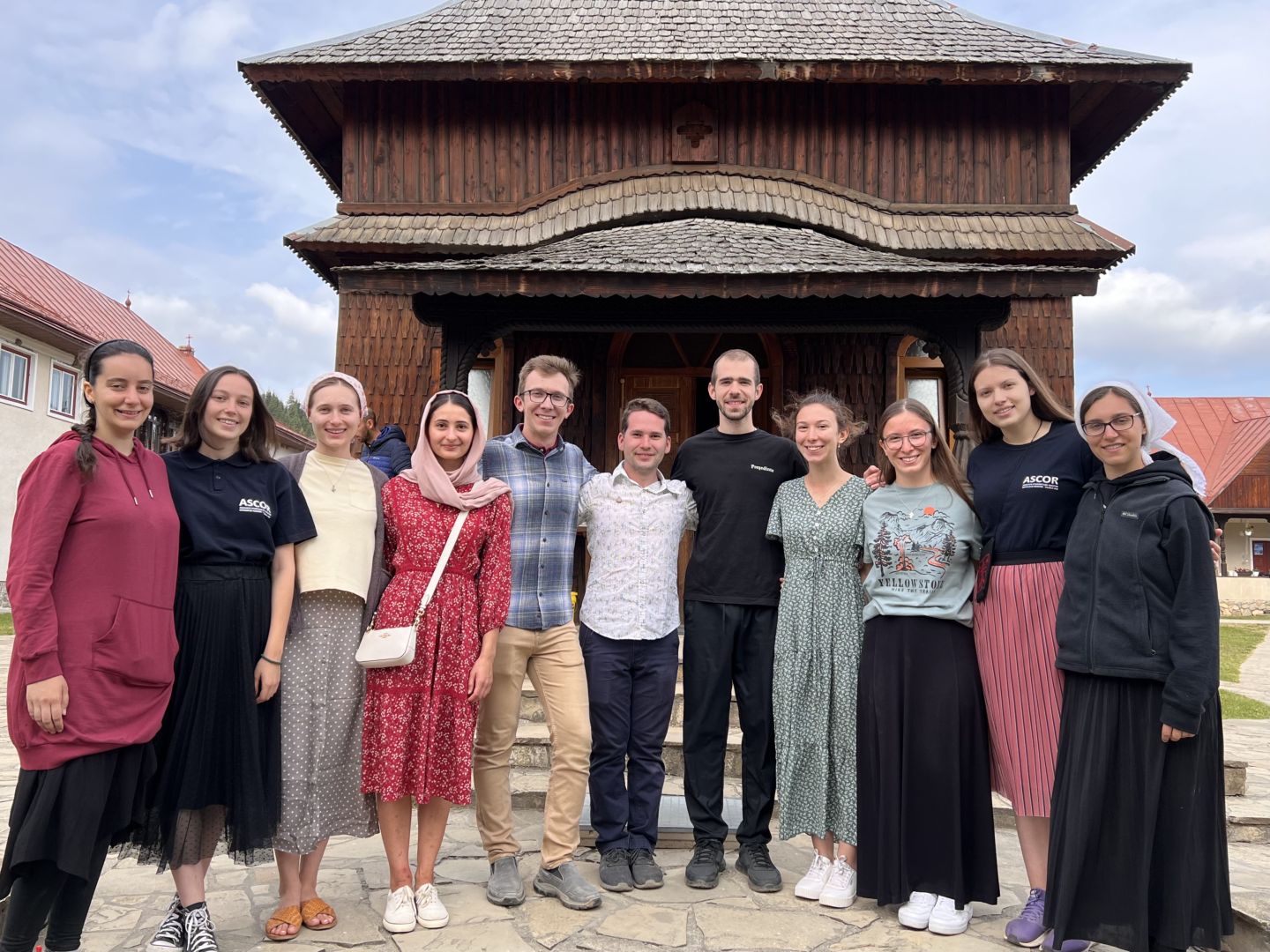 Schimb de experiență între tinerii români din SUA și studenții ASCOR Iași