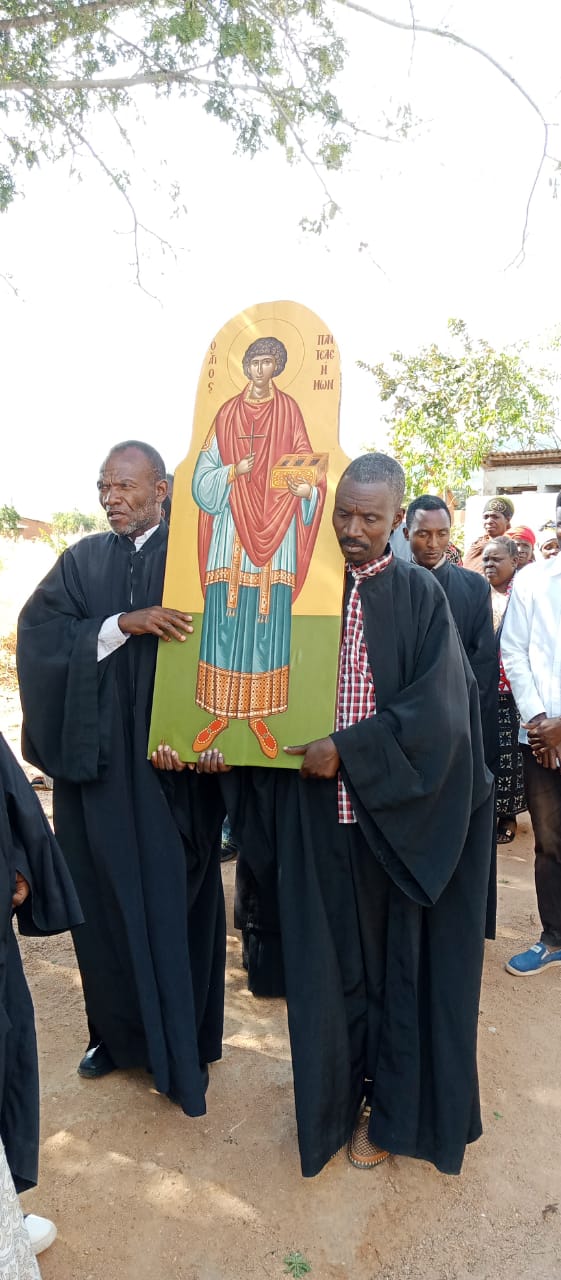 Hram la Ilalasimba - „Acolo unde leul doarme”