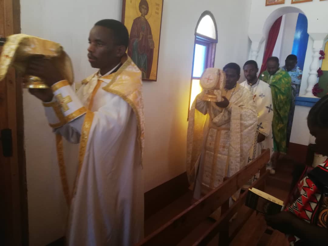 Hram la Ilalasimba - „Acolo unde leul doarme”