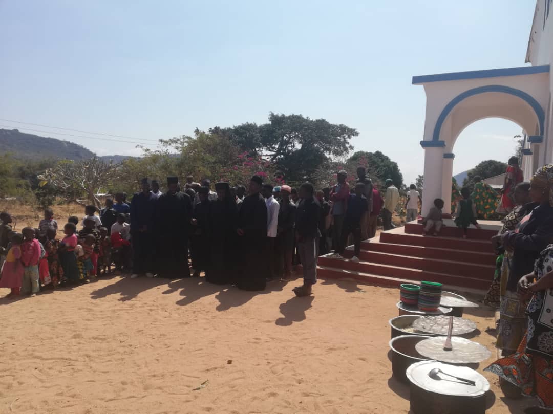 Hram la Ilalasimba - „Acolo unde leul doarme”