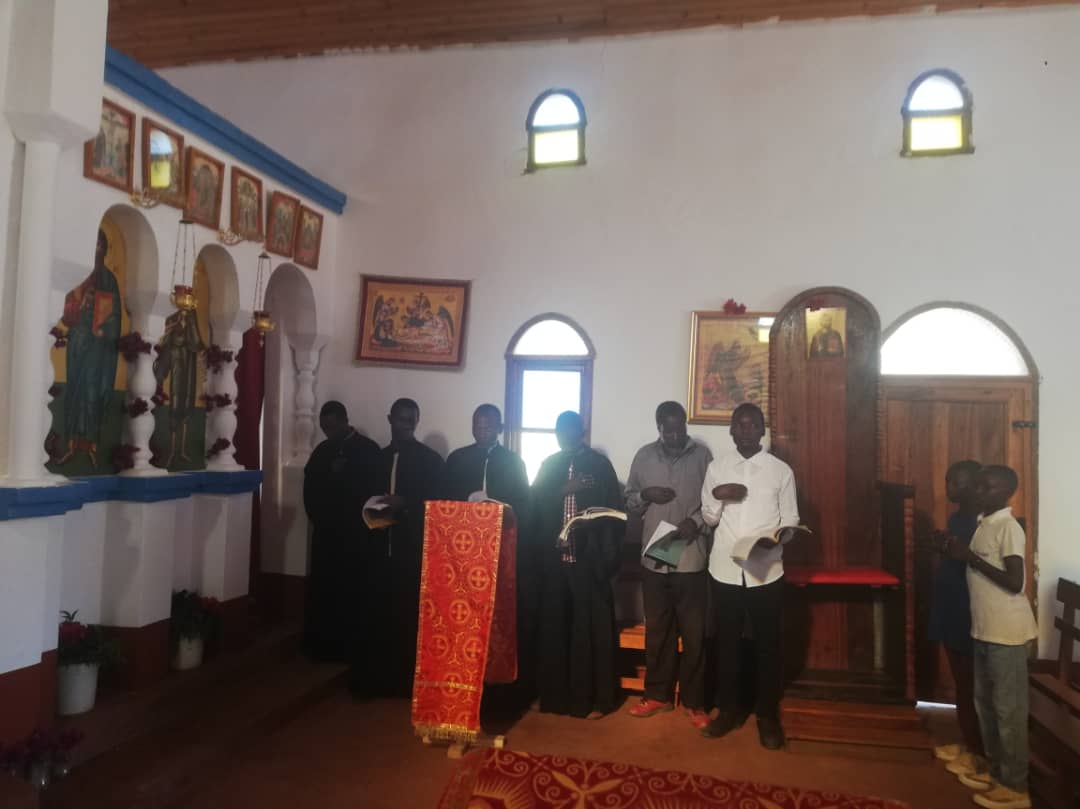 Hram la Ilalasimba - „Acolo unde leul doarme”