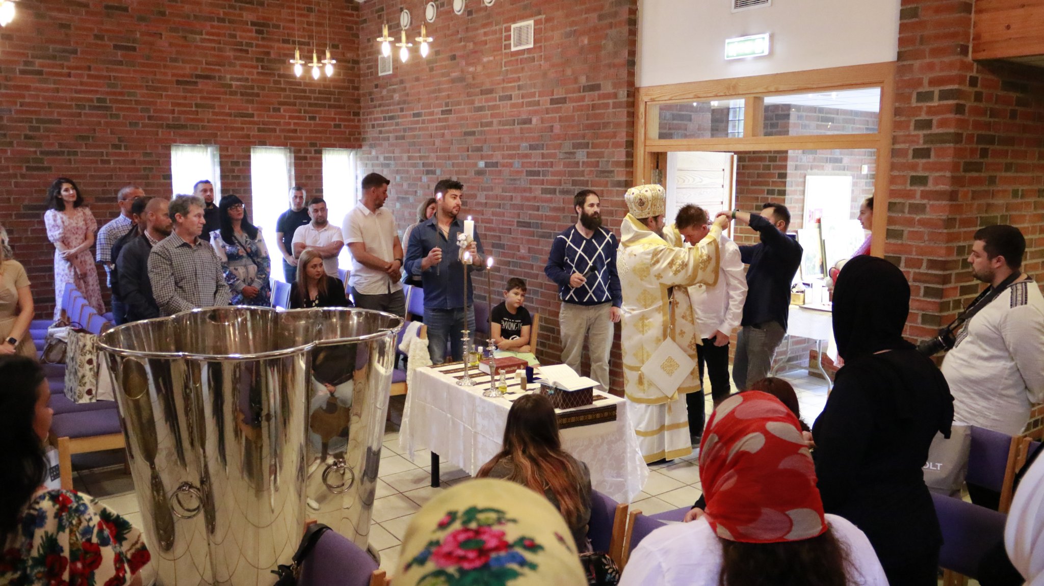 Oslo: PS Macarie a botezat un norvegian în vârstă de 55 de ani