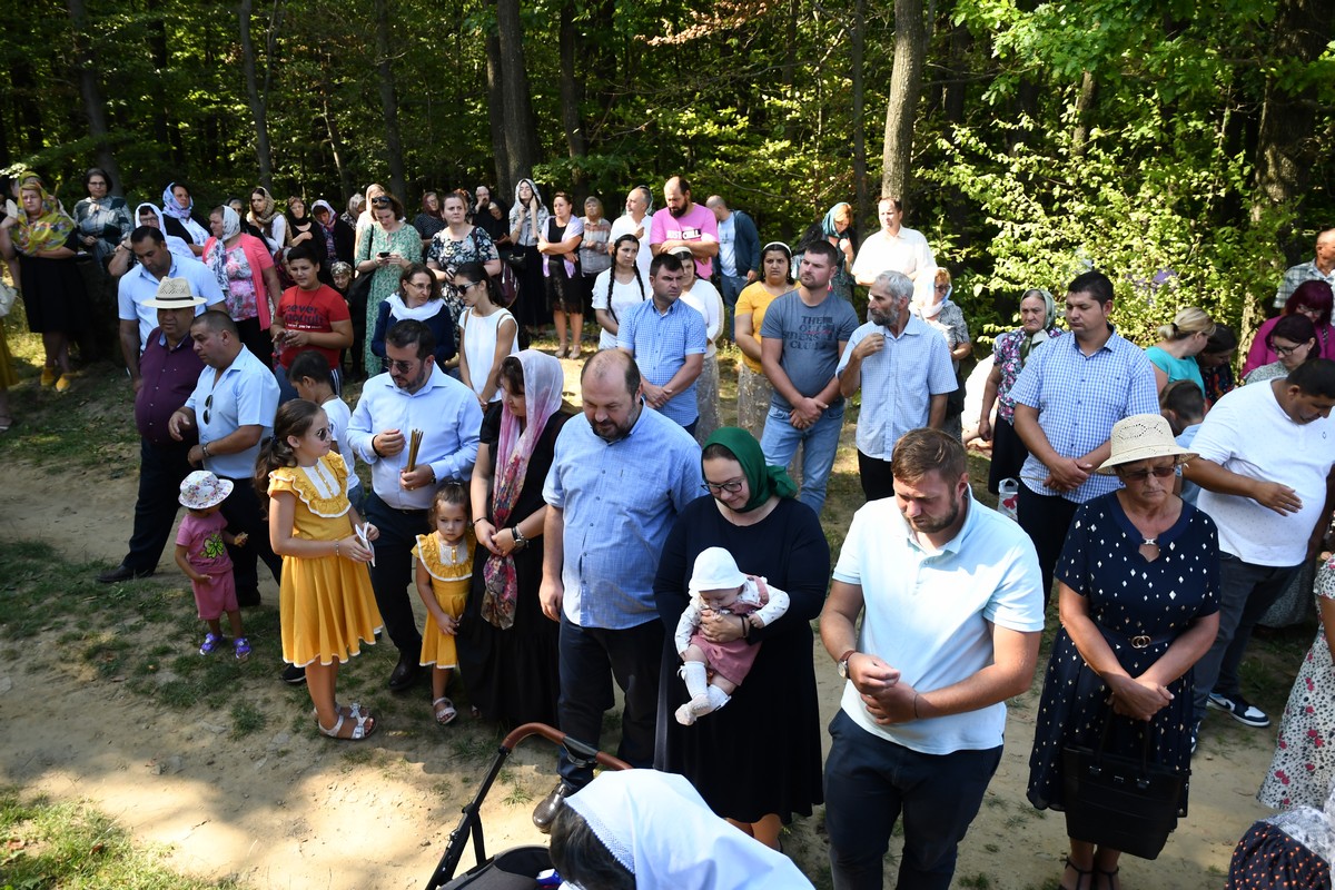 Liturghie arhierească la hramul Mănăstirii Sângeap-Basaraba