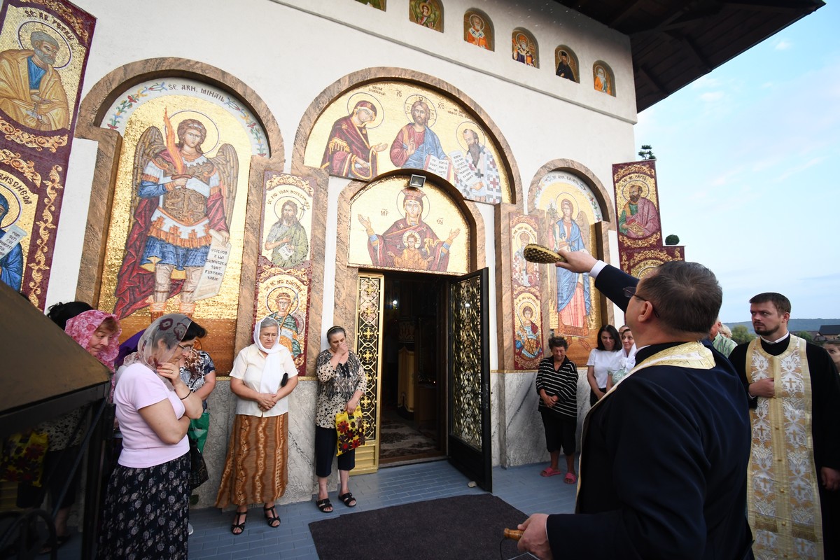 Lucrări de înnoire binecuvântate în Parohia Sculeni – Protopopiatul Iaşi 1