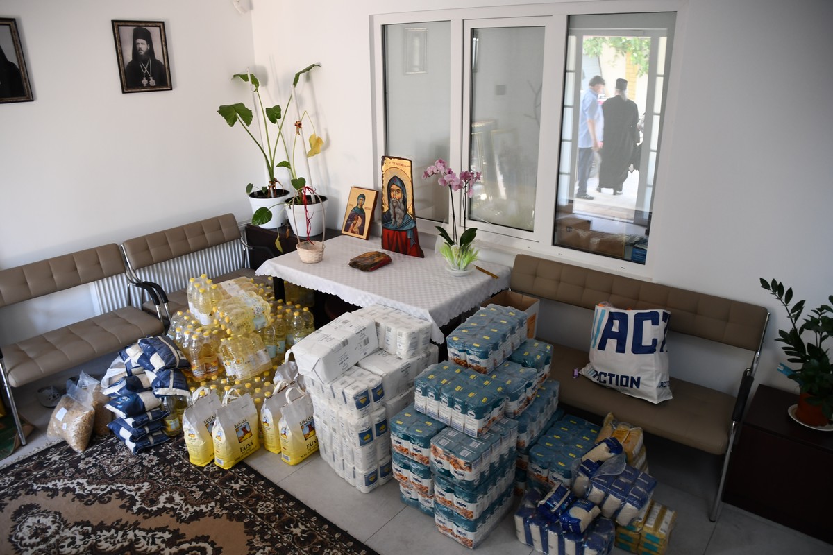 Episcopia de Bălţi a primit alimente de la Mănăstirea Hadâmbu