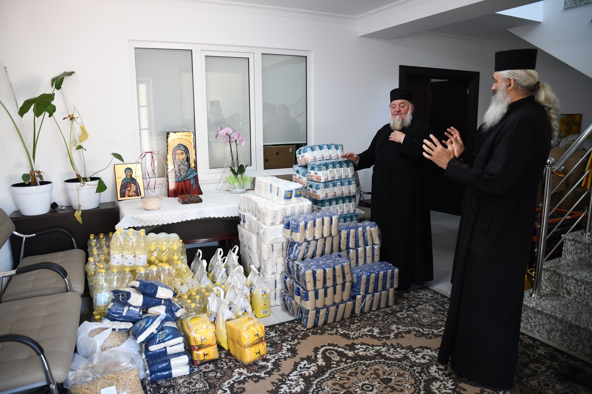 Episcopia de Bălţi a primit alimente de la Mănăstirea Hadâmbu
