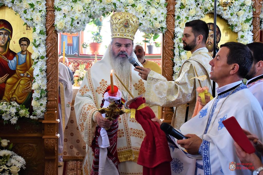 PS Ignatie: „Iertarea vindecă foarte multe răni şi face să îmbobocească iubirea, atât în sufletul celui care a greşit, cât şi în sufletul celui care o acordă”