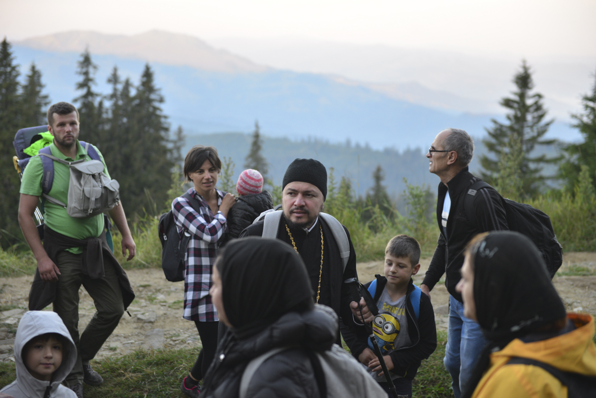 IPS Părinte Casian, la slujba hramului mănăstirii situate la 1800 metri altitudine: „Taborul României este, fără îndoială, Muntele Ceahlău”