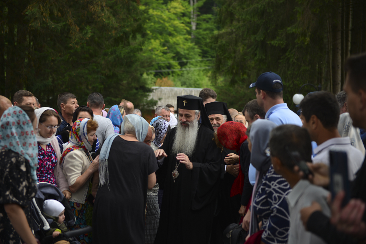 Liturghii arhierești, în cinstea Sfintei Cuvioase Teodora de la Sihla: „Ce este viața de rugăciune?”