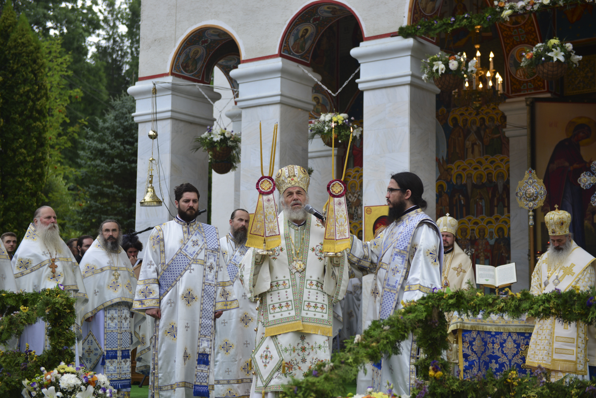 Liturghii arhierești, în cinstea Sfintei Cuvioase Teodora de la Sihla: „Ce este viața de rugăciune?”