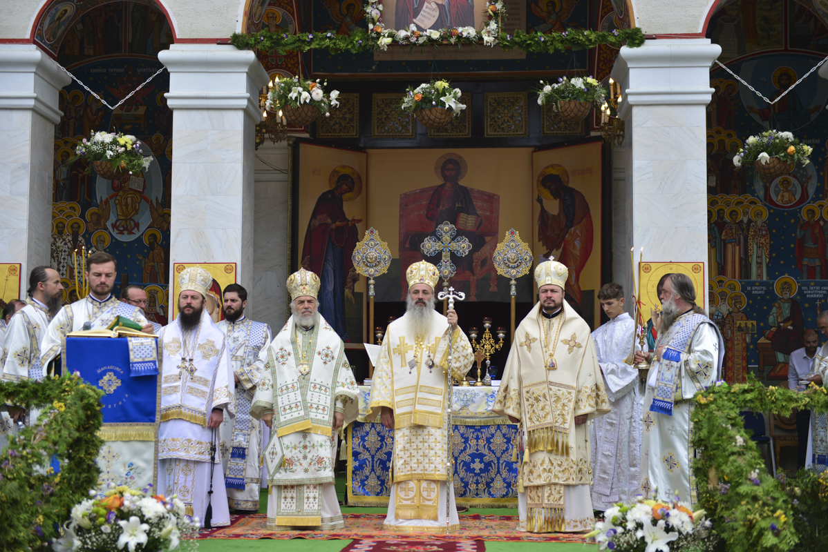 Liturghii arhierești, în cinstea Sfintei Cuvioase Teodora de la Sihla: „Ce este viața de rugăciune?”