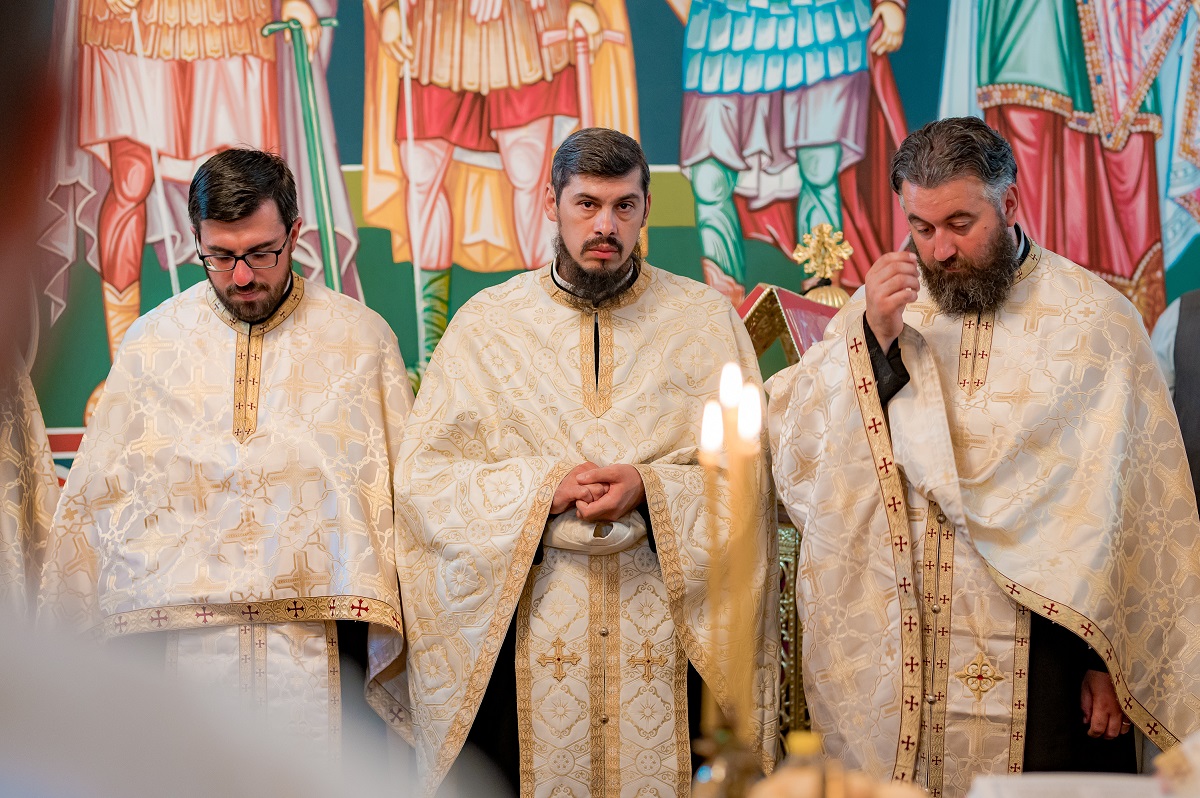 Cinstirea Sfântului Ioan Iacob Hozevitul la Seminarul din Dorohoi