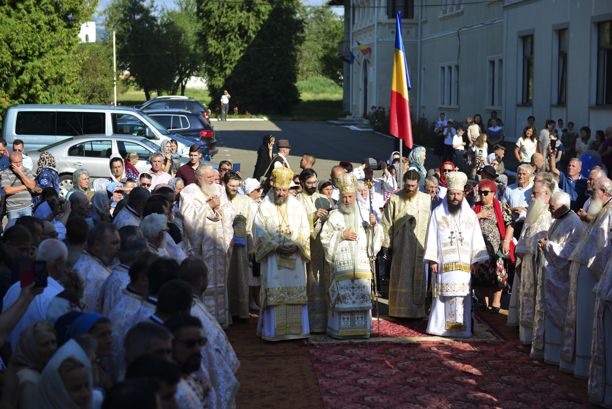 Sfântul Ioan Iacob, sărbătorit la biserica Seminarului teologic de la Mănăstirea Neamț: „Floarea cea mai frumoasă a isihasmului românesc în secolul XX”