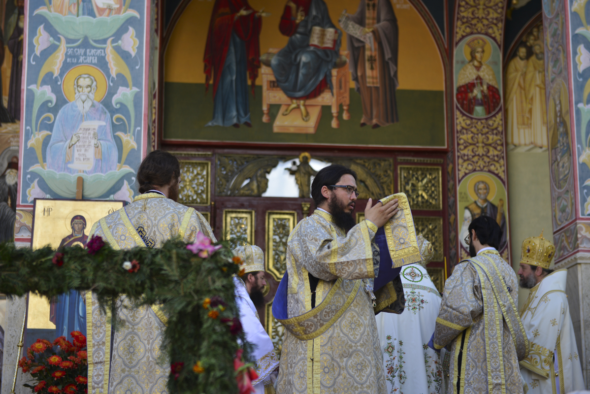 Sfântul Ioan Iacob, sărbătorit la biserica Seminarului teologic de la Mănăstirea Neamț: „Floarea cea mai frumoasă a isihasmului românesc în secolul XX”