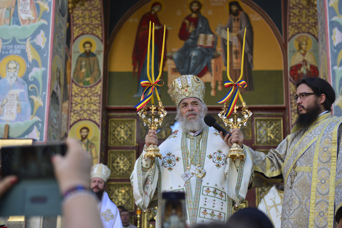 Sfântul Ioan Iacob, sărbătorit la biserica Seminarului teologic de la Mănăstirea Neamț: „Floarea cea mai frumoasă a isihasmului românesc în secolul XX”