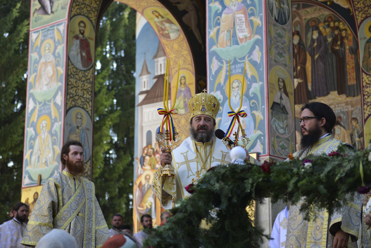 Sfântul Ioan Iacob, sărbătorit la biserica Seminarului teologic de la Mănăstirea Neamț: „Floarea cea mai frumoasă a isihasmului românesc în secolul XX”