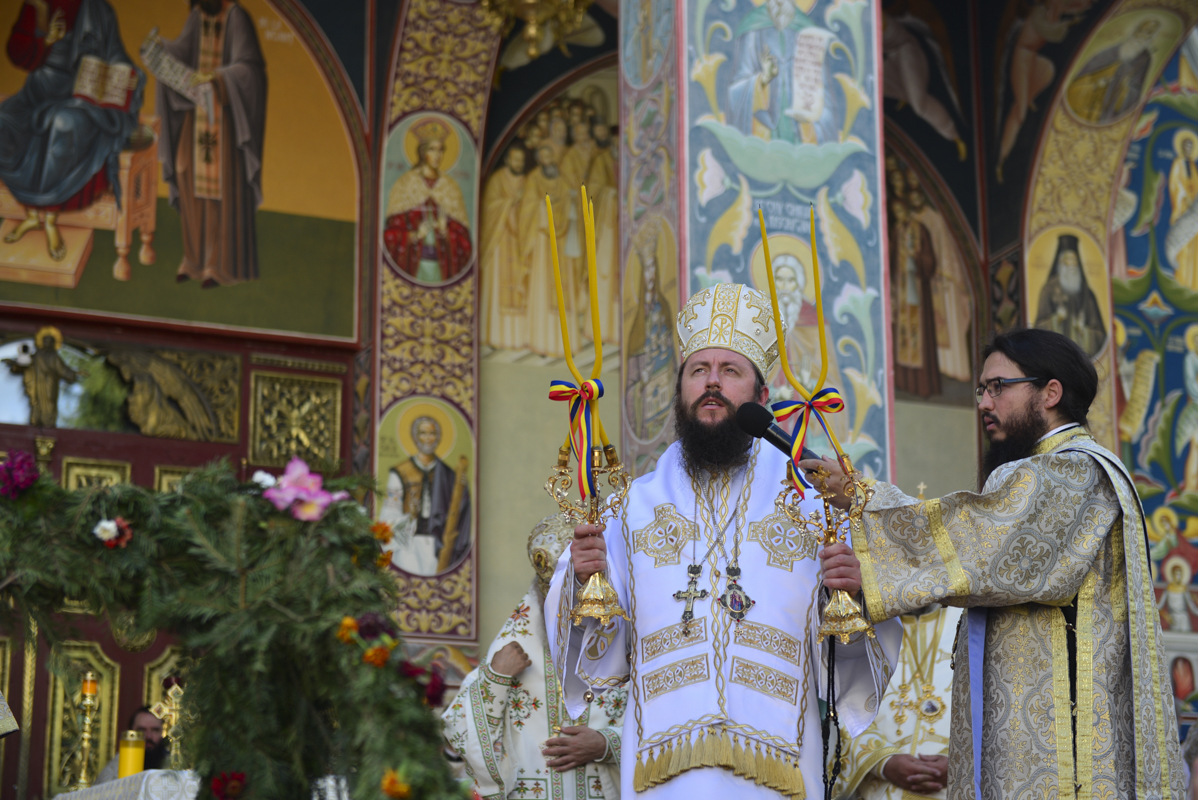 Sfântul Ioan Iacob, sărbătorit la biserica Seminarului teologic de la Mănăstirea Neamț: „Floarea cea mai frumoasă a isihasmului românesc în secolul XX”